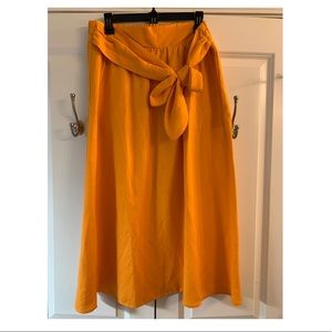NWT ANN TAYLOR FACTORY orange linen midi skirt; M
